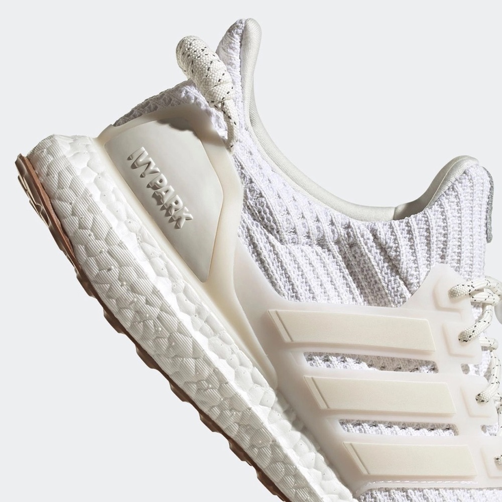 adidas x Ivy Park UltraBOOST OG Icy Park - Picture 6 of 11